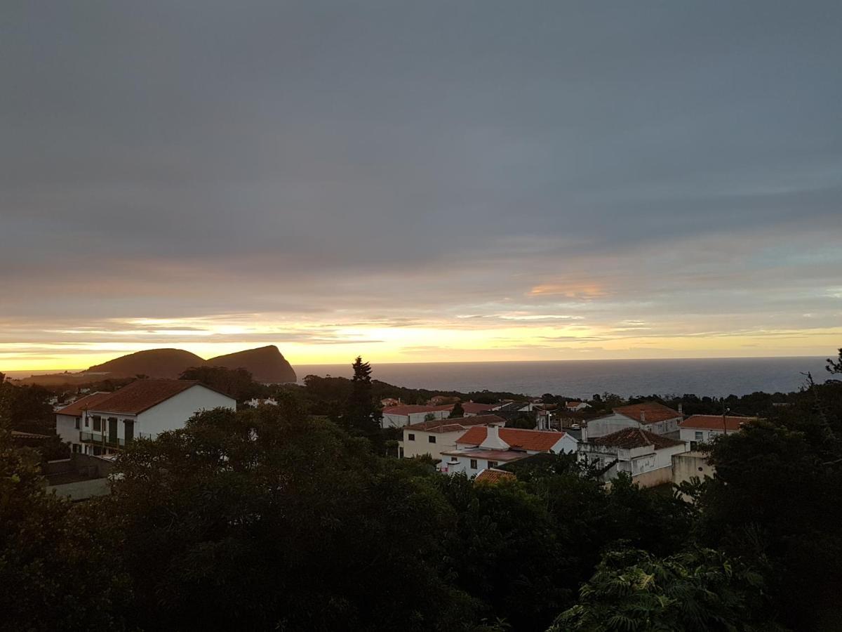 Casa Marques Bed & Breakfast Angra do Heroismo Exterior photo