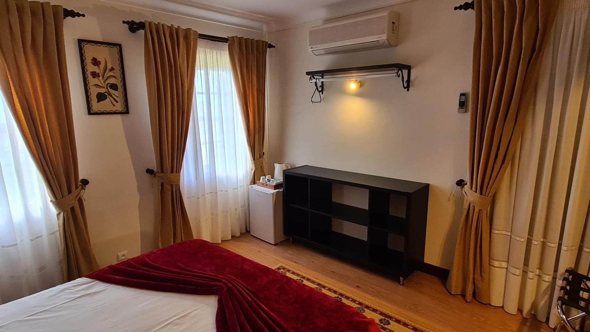 Casa Marques Bed & Breakfast Angra do Heroismo Room photo