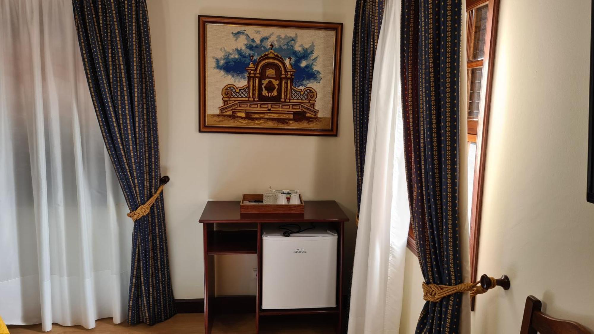 Casa Marques Bed & Breakfast Angra do Heroismo Room photo